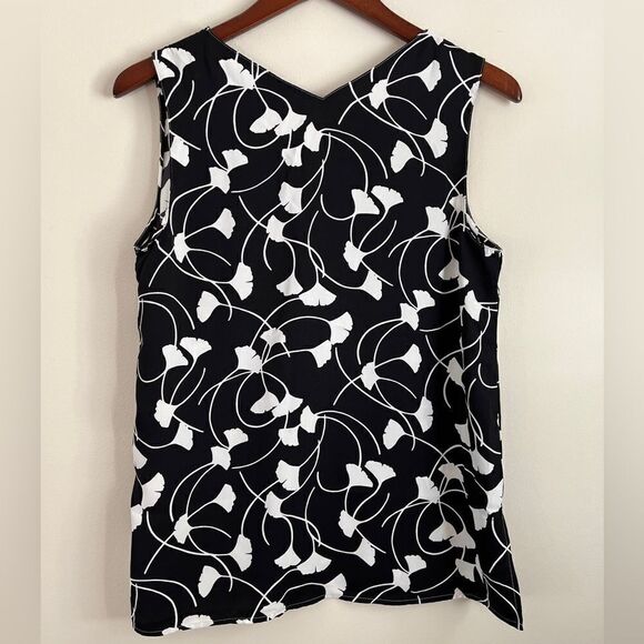Ann Taylor Sleeveless Black & White Blouse | Size Small - Picture 3 of 4